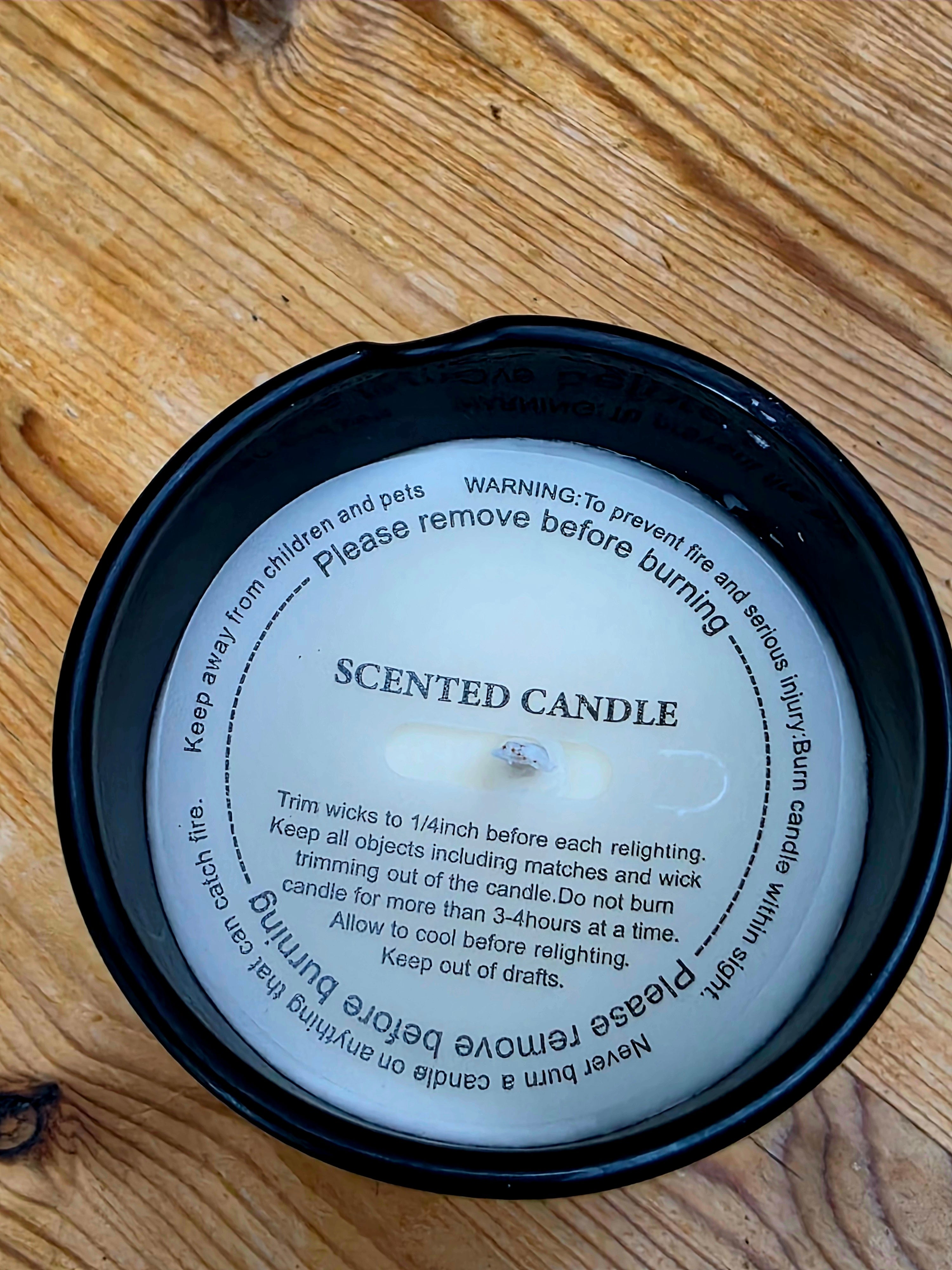 Rhubarb and strawberry scented candle