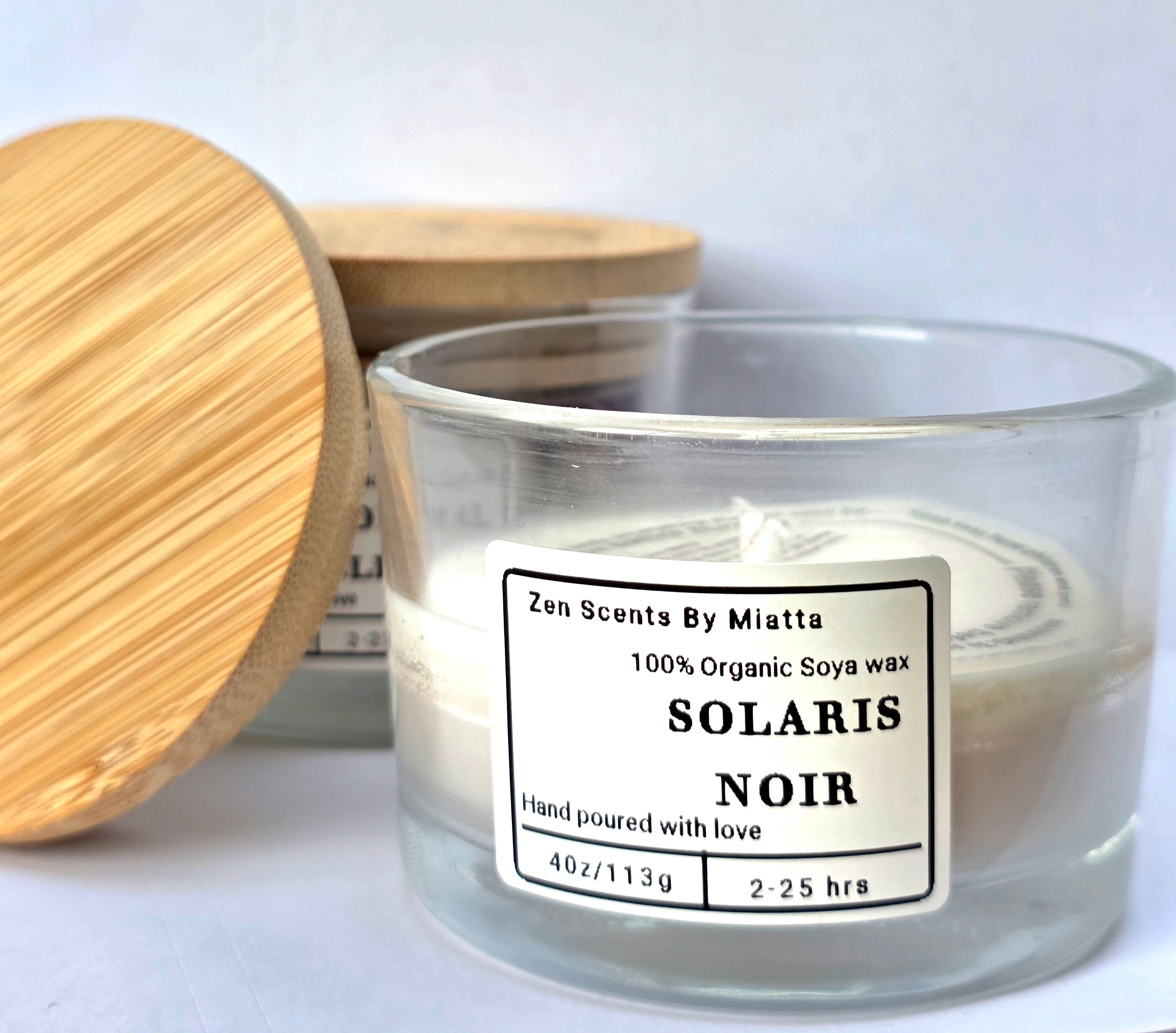 Solaris Noir scented candle